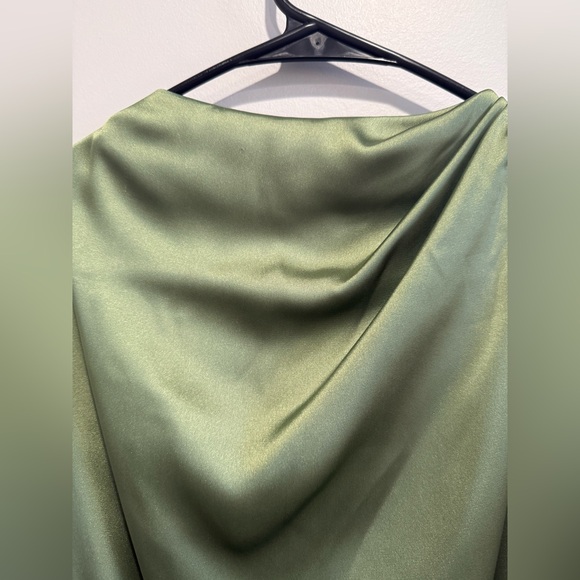 Zara Green Dress - Picture 7 of 11